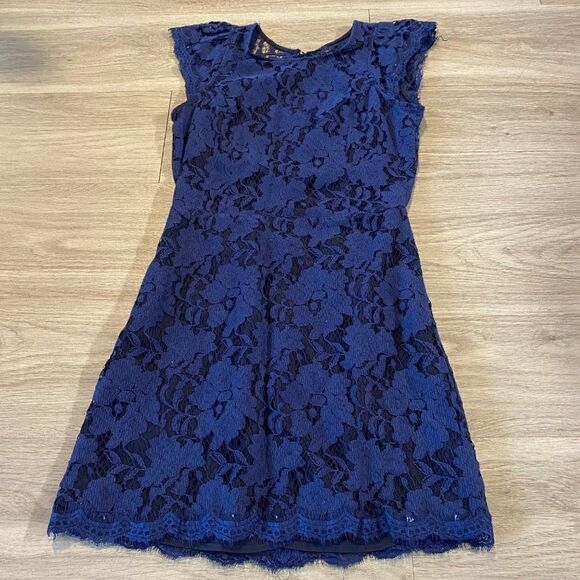 Navy blue, sleeveless lace open back mini dress size small - Picture 1 of 10